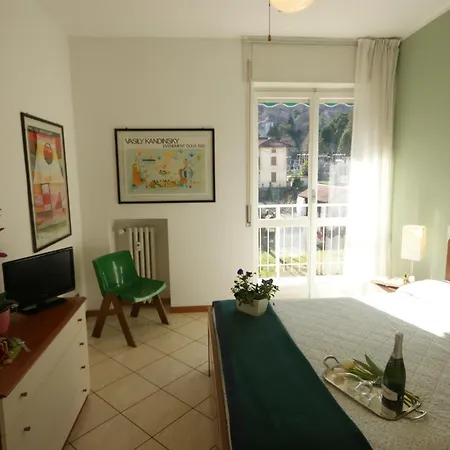 Lägenhet Dama Del Ginevra